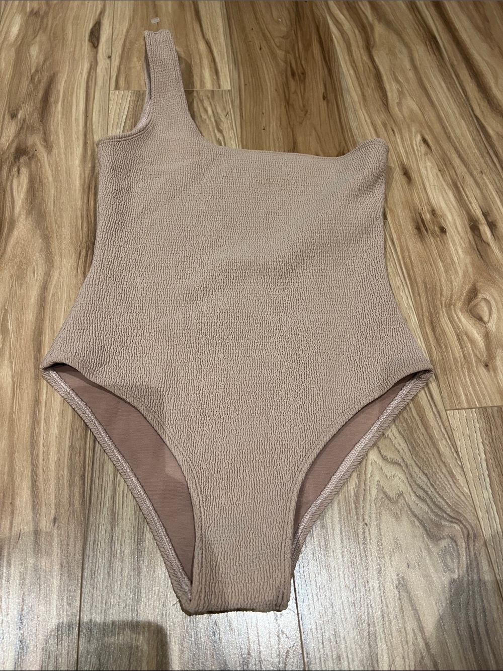 Wanderlust mauve tan One-Shoulder One-Piece swimsuit size M